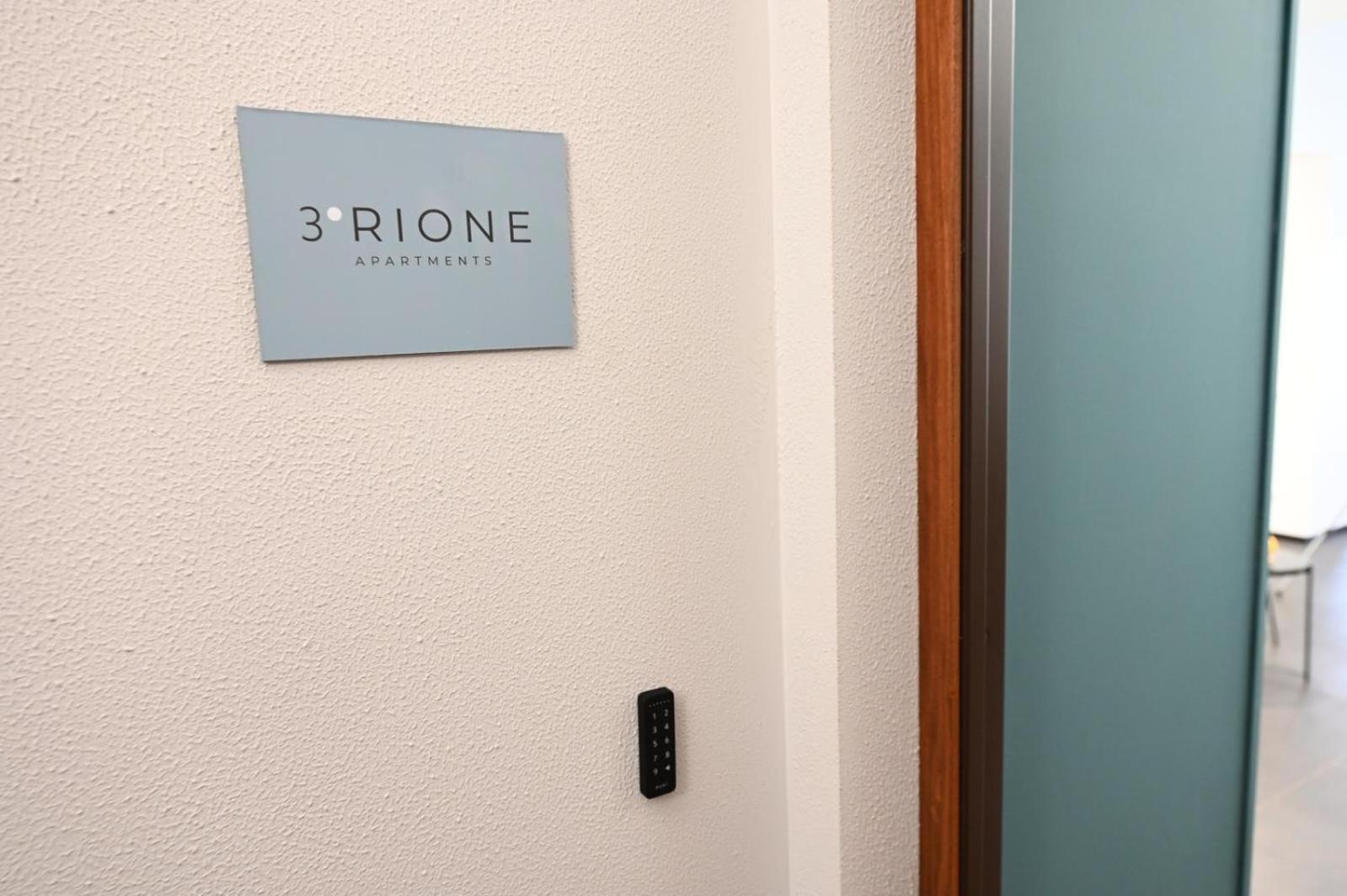 ホテル Terzo Rione パレルモ エクステリア 写真