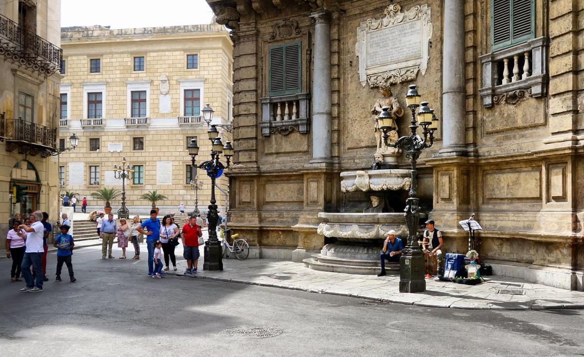ホテル Terzo Rione パレルモ エクステリア 写真